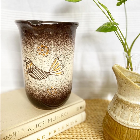 Speckled Paint and Hand Painted Bird illustration Pitcher - Picture 1 of 6